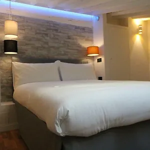  Apartment Tornabuoni Loft