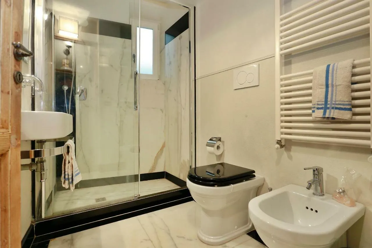 Florence Pitti Loft Apartman